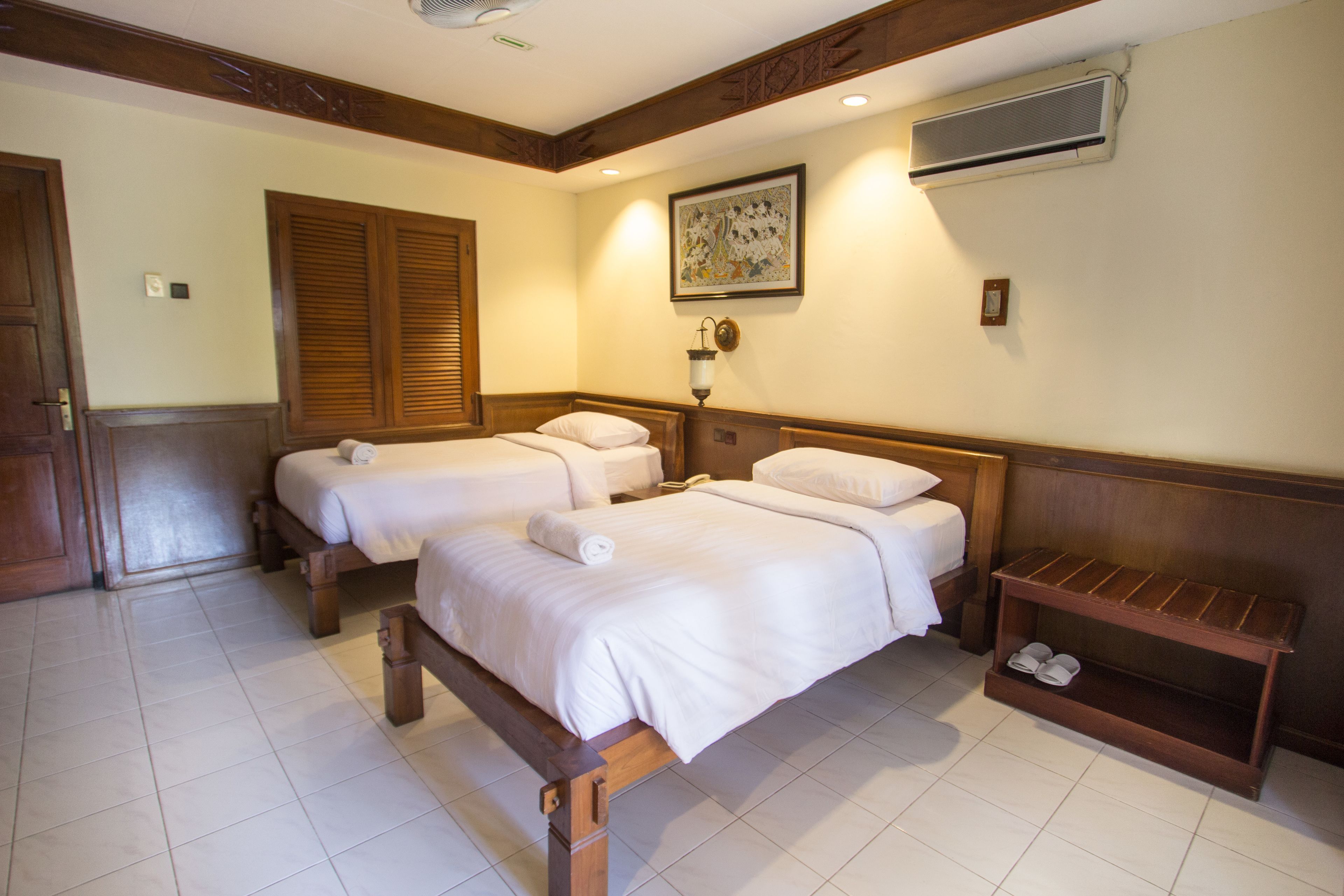 superior double or twin room | 1 bedroom, desk, free wifi, bed sheets