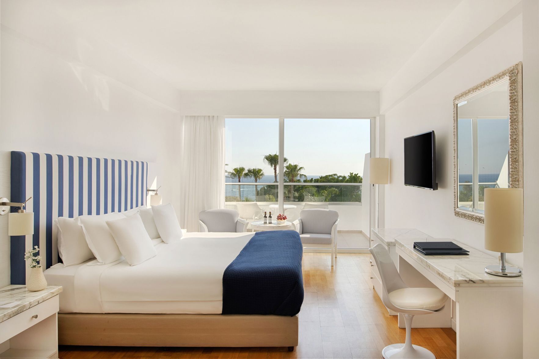 1 bedroom, minibar, in-room safe, desk