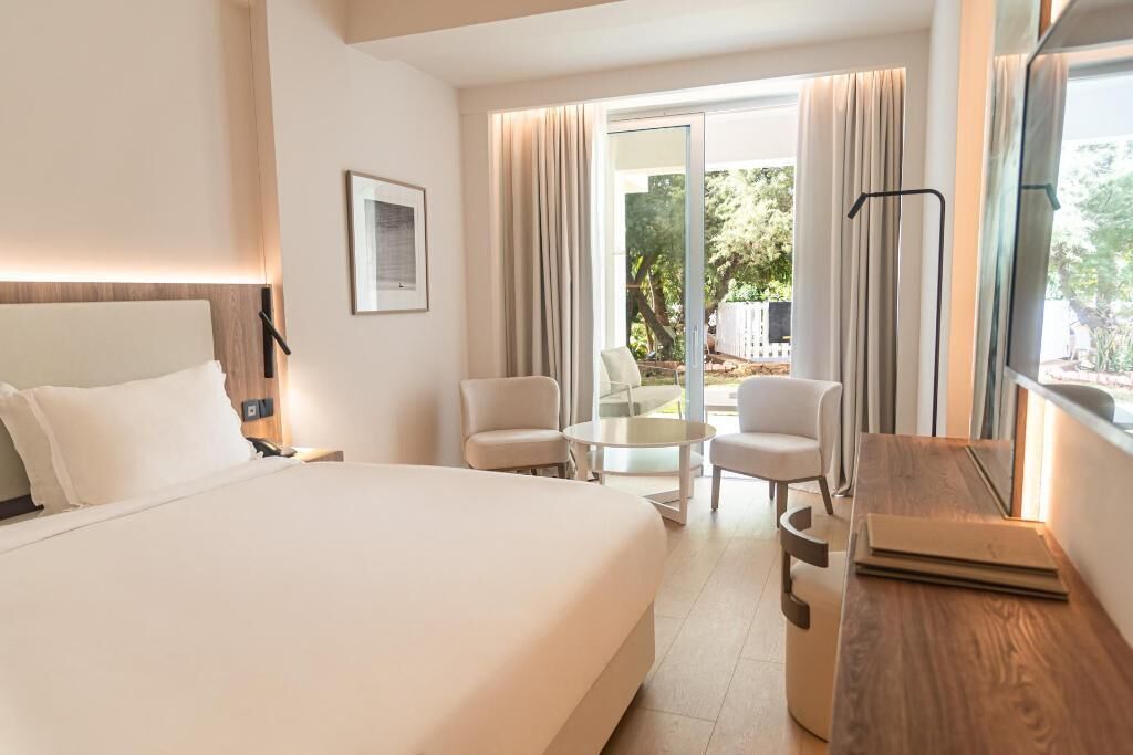 1 bedroom, minibar, in-room safe, desk