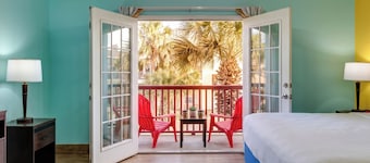 The Island Hotel Near Beach Port Aransas