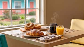 Café da manhã continental grátis todos os dias