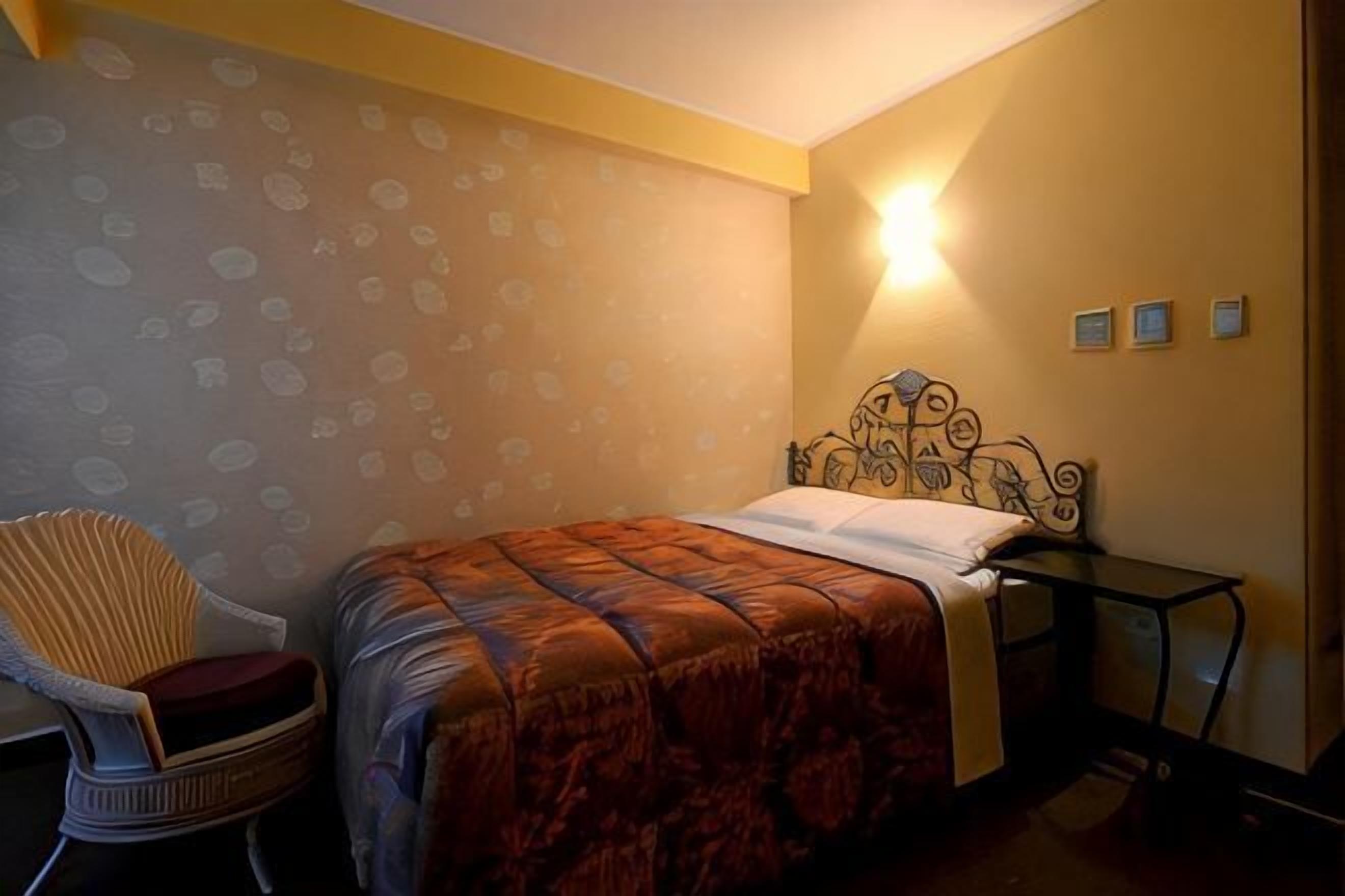 Down comforters, desk, iron/ironing board, free WiFi