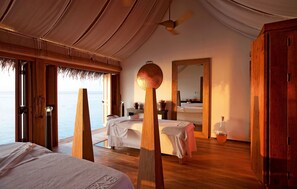 Couples treatment rooms, sauna, body treatments, Swedish massages - Constance Moofushi All Inclusive (Moofushi Island)