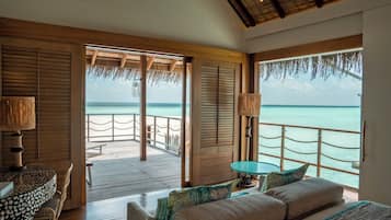 Senior Villa (Water) | Free minibar items, in-room safe, rollaway beds, free WiFi