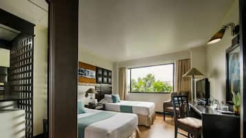 Minibar, in-room safe, desk, free WiFi