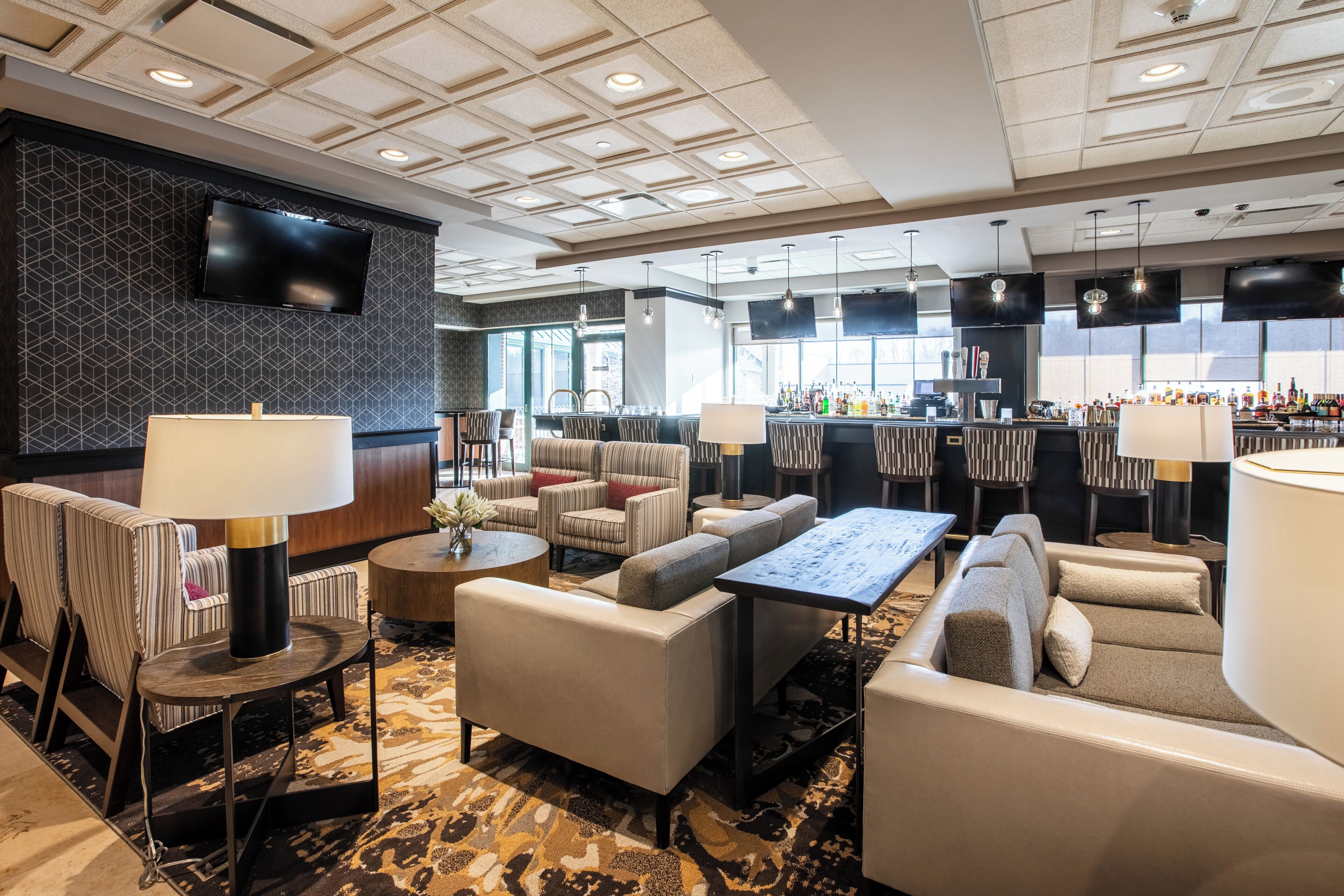 Lobby lounge