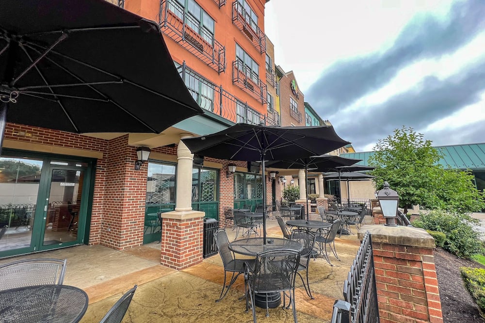 luxury hotels in Charleston, West Virginia