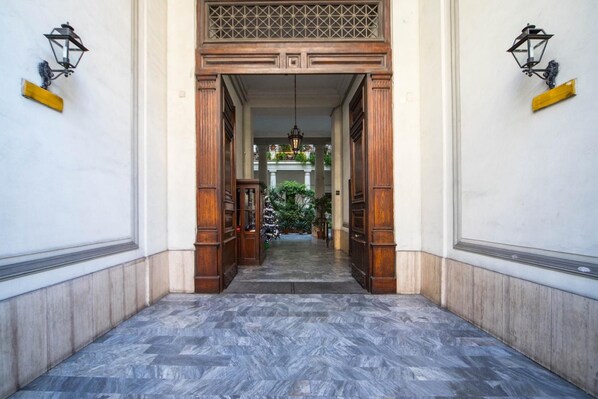 Exterior - Le Orchidee (Naples)