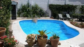 Outdoor pool, pool umbrellas