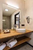 Quarto duplo conforto | Banheiro | Chuveiro 