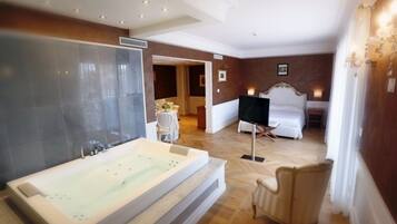 Suite, Jetted Tub | Premium bedding, minibar, in-room safe, soundproofing
