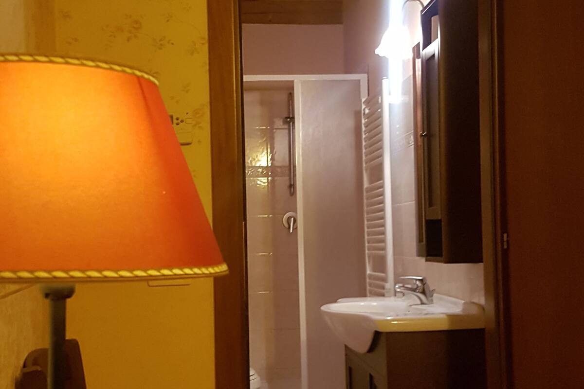 Colchones con pillow-top, sistema de insonorización y wifi gratis