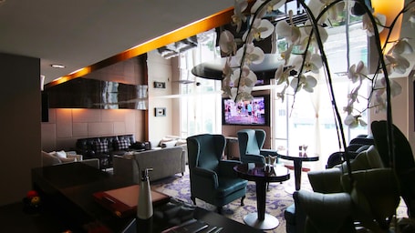 Executive lounge. The Arista Hotel