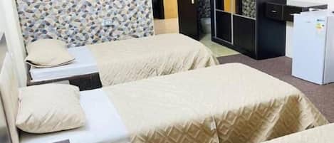Standard Triple Room | 1 bedroom, hypo-allergenic bedding, free WiFi