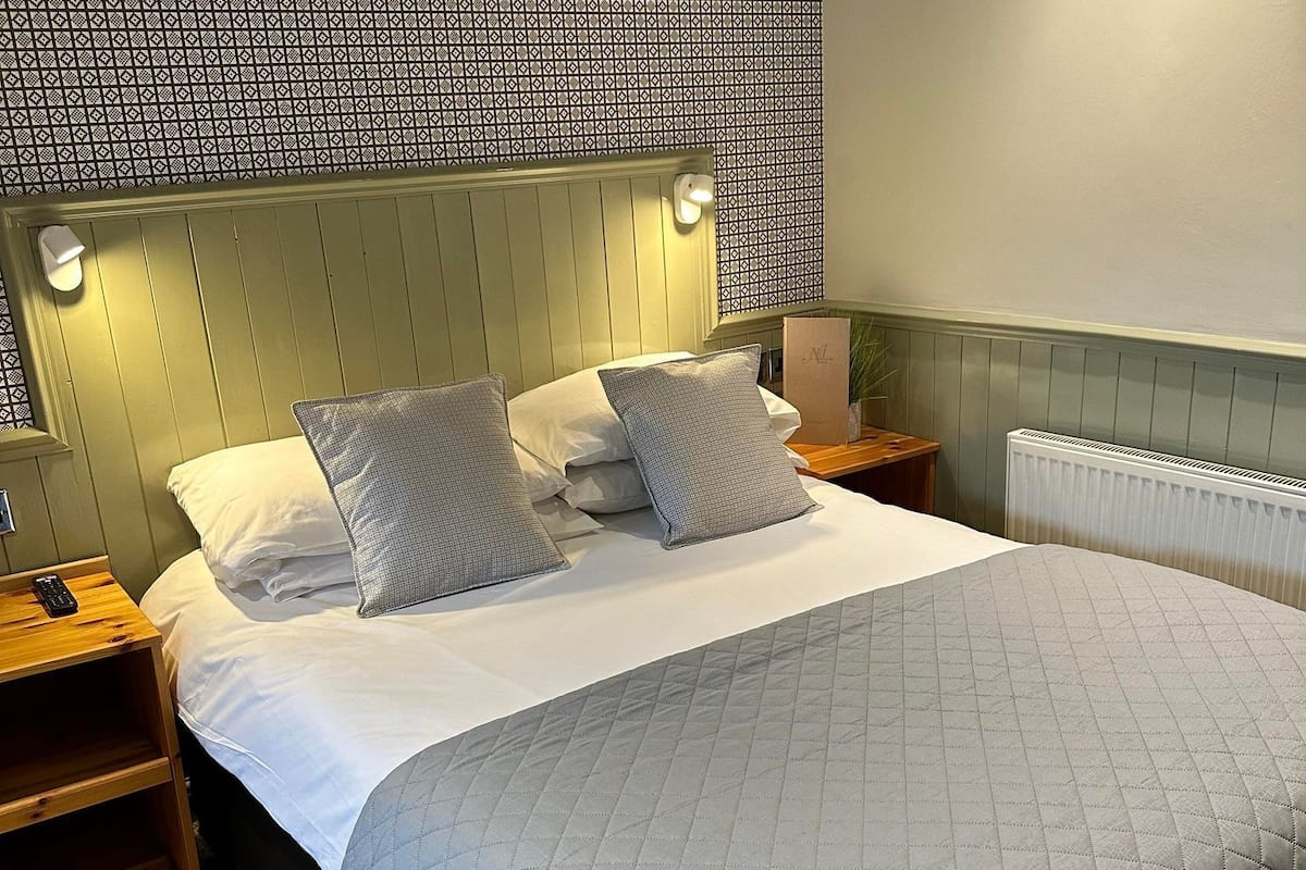 in-room safe, iron/ironing board, free wifi