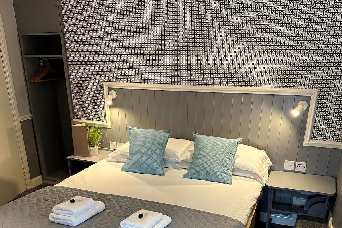 in-room safe, iron/ironing board, free wifi