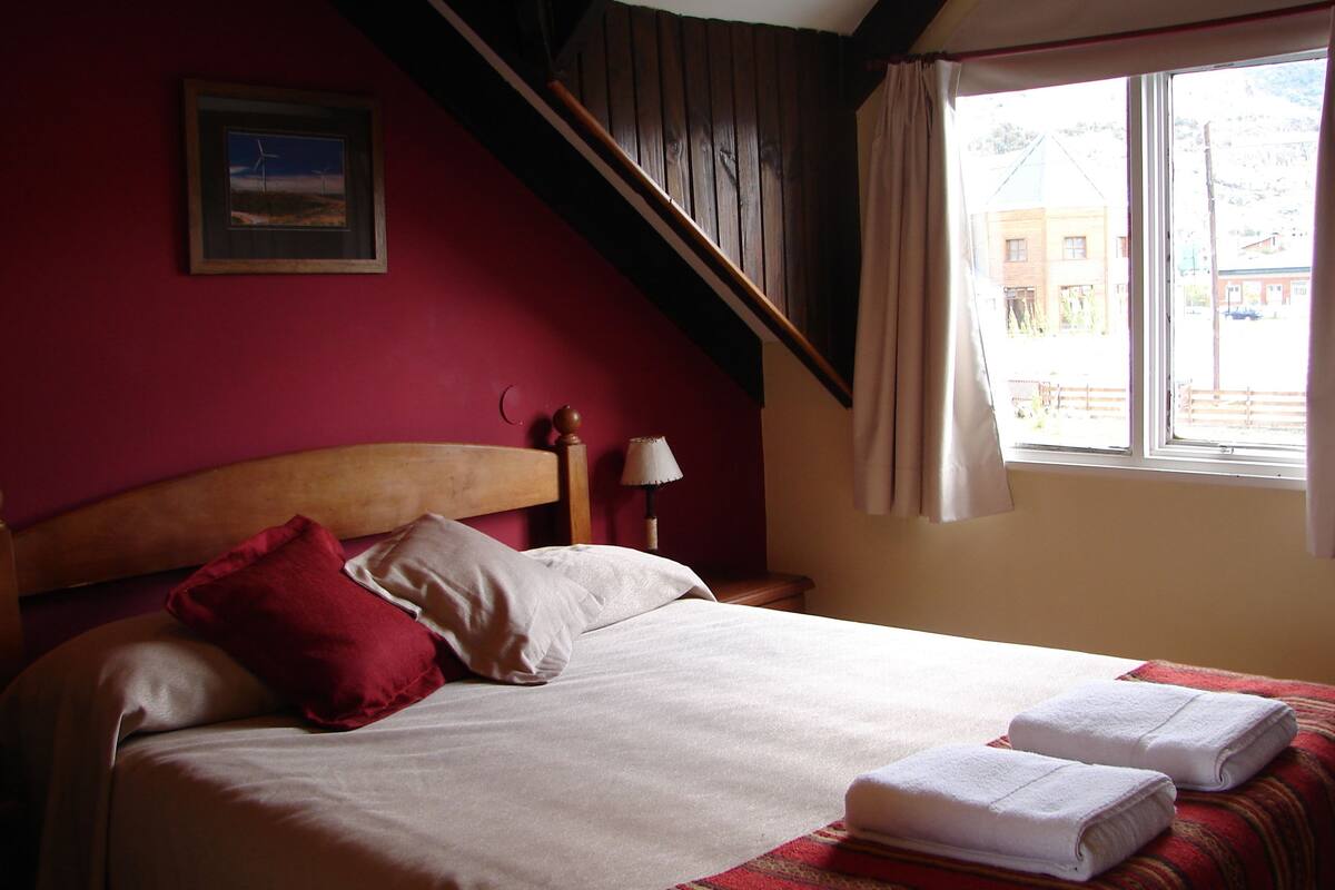 Standard Double Room | Cribs/infant beds, WiFi (free)