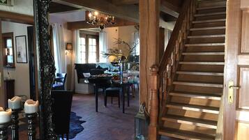 Dagelijks continentaal ontbijt inbegrepen