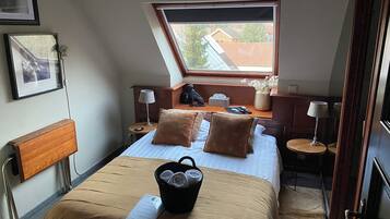 Bureau, Wi-Fi gratuit, draps fournis