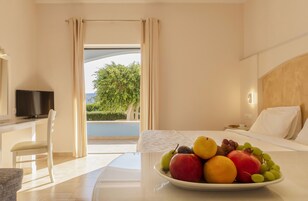 Estudio Deluxe | Cortinas opacas y sistema de insonorización