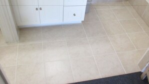 プレミアム スタジオスイート キングベッド 1 台 禁煙 | バスルーム | シャワー付き浴槽、バスアメニティ (無料)、ヘアドライヤー、タオル