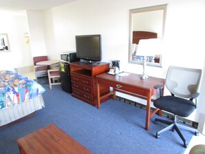 Premium Studio Suite, 1 King Bed, Non Smoking | Desk, iron/ironing board, free WiFi, bed sheets