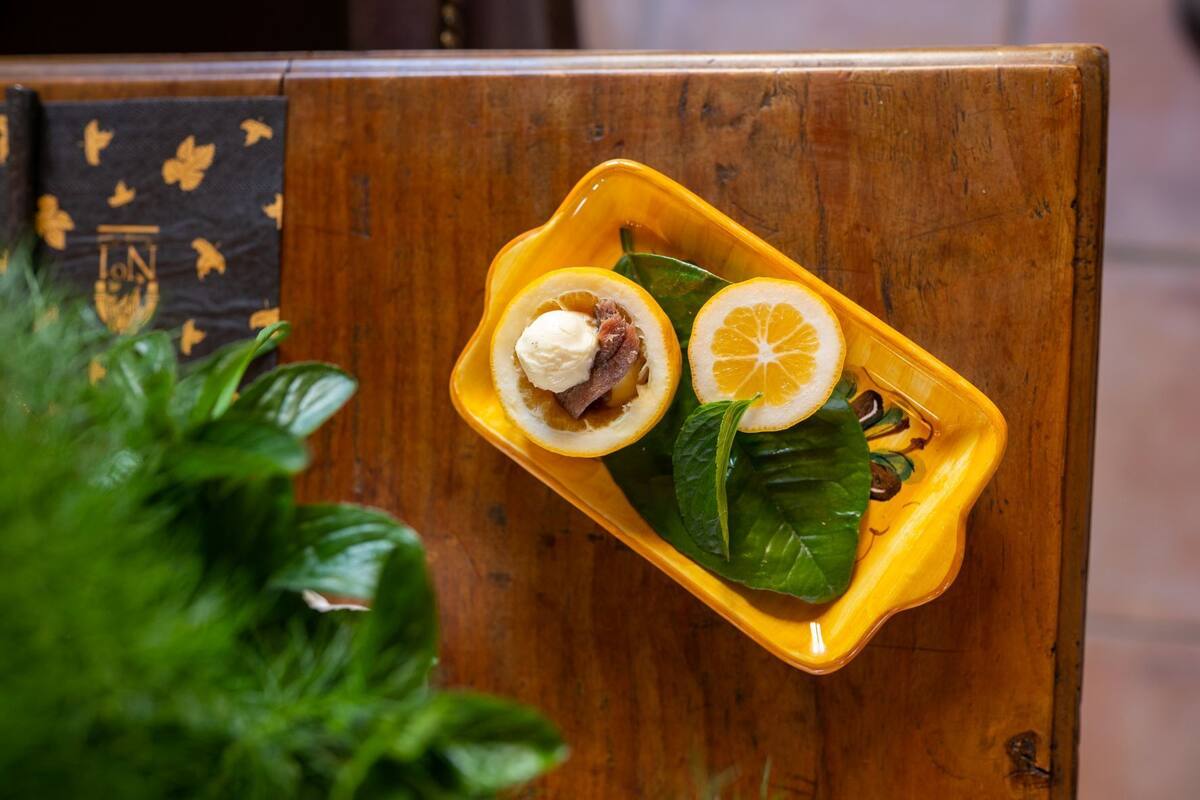 free daily cooked-to-order breakfast