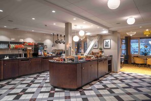 Gratis morgenmadsbuffet hver dag