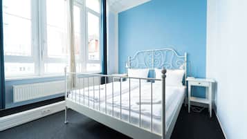 Hypo-allergenic bedding, blackout curtains, soundproofing, free WiFi