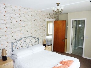 Triple Room, Ensuite