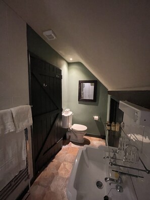 Habitación doble, baño privado | Baño