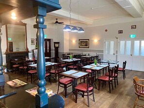 Restaurant - Royal Hotel Sheerness (Sheerness)