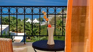 Comfort Villa | Balcony view