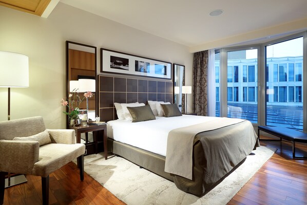 Premium bedding, minibar, in-room safe, desk