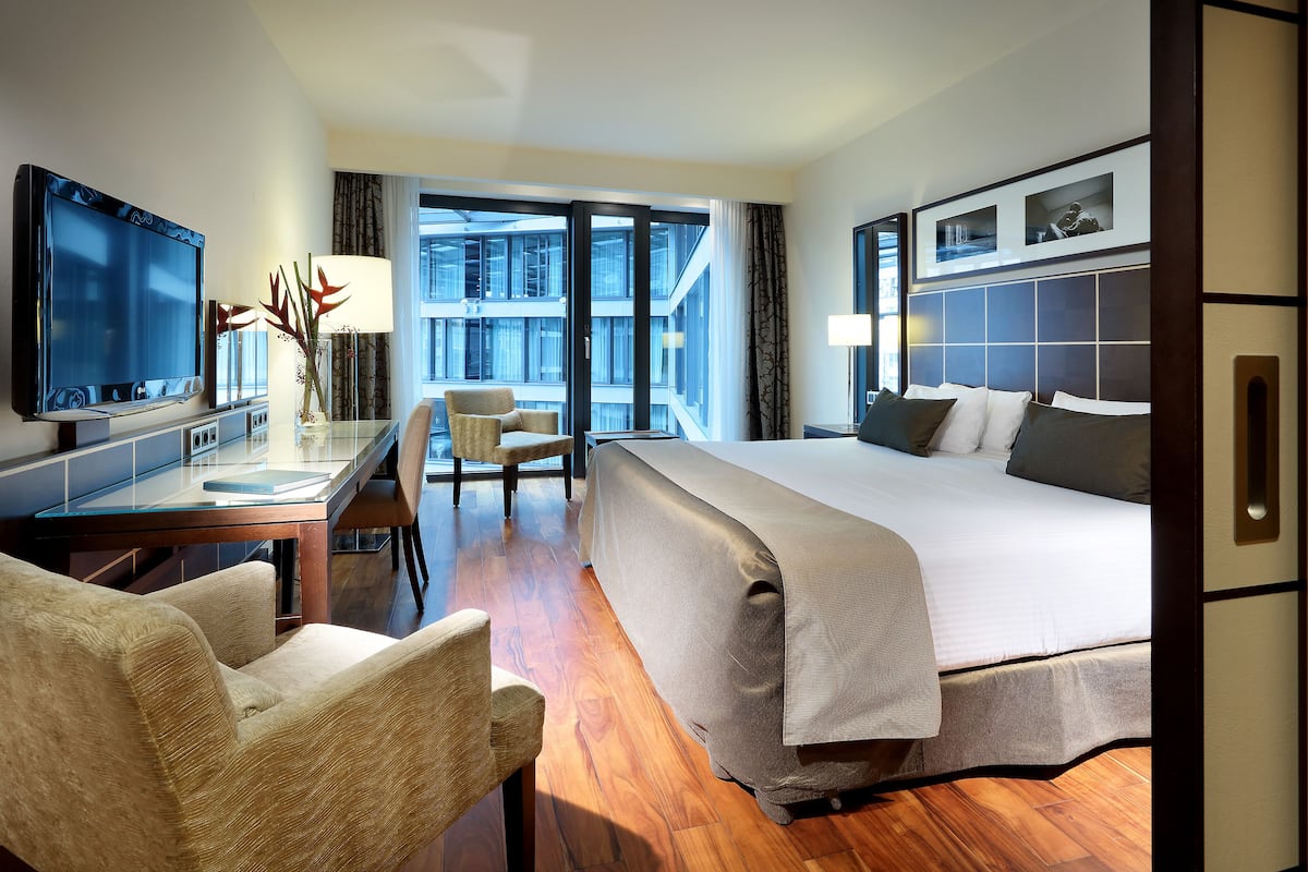 Literie de qualité supérieure, minibar, coffres-forts dans les chambres