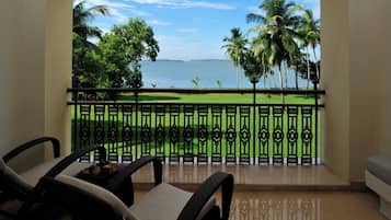 Sengetøy av topp kvalitet, dundyner og senger med Select Comfort-madrass