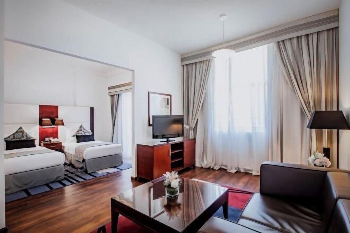 Premium bedding, minibar, in-room safe, desk