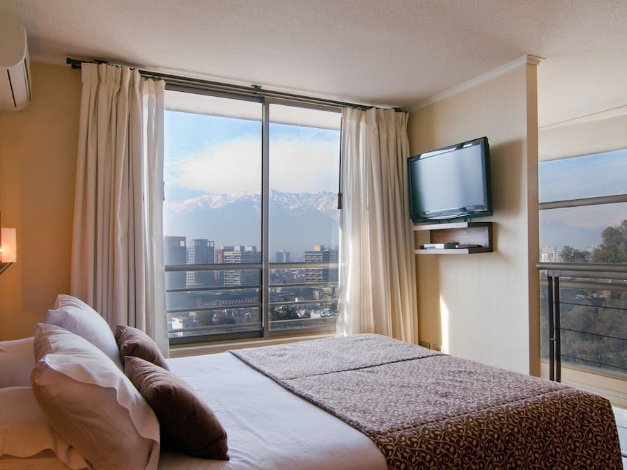 Loft, 1 queensize bed, keuken | 1 slaapkamer, een minibar, een kluis op de kamer, een bureau