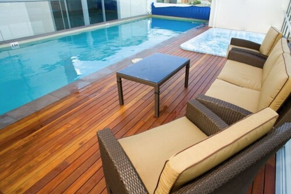 Outdoor pool, pool loungers