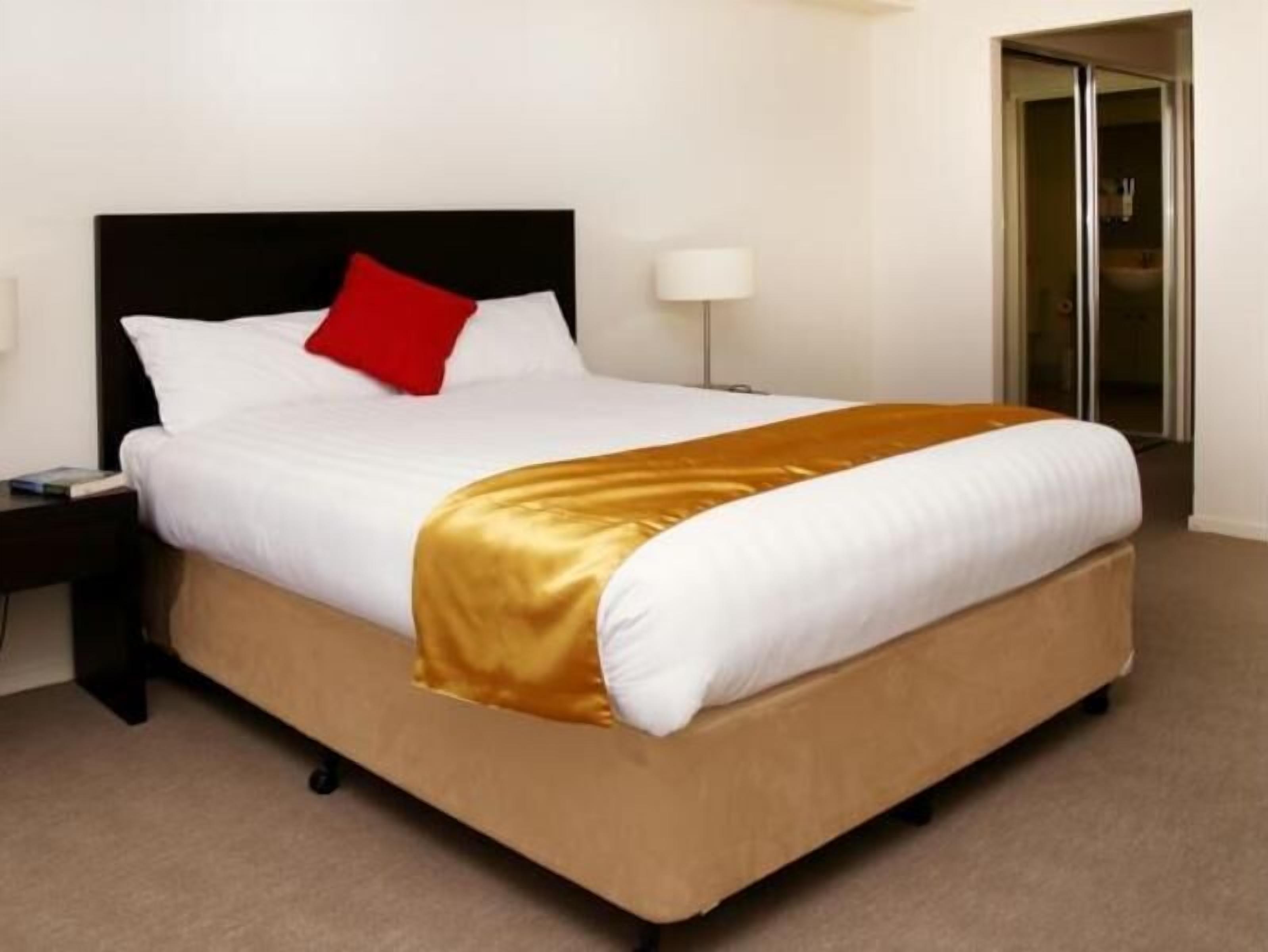 Premium bedding, pillowtop beds, desk, blackout drapes