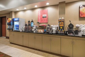 Desayuno continental incluido todos los días