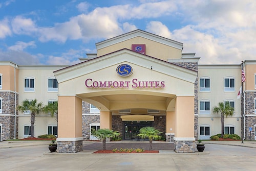 Comfort Suites Leesville near Fort Johnson