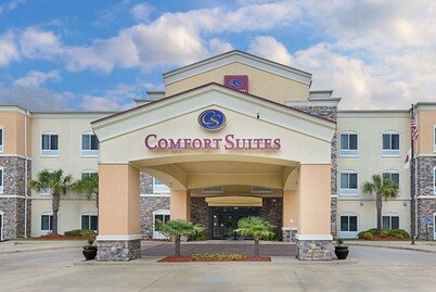 Comfort Suites Leesville near Fort Johnson