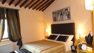 1 bedroom, blackout curtains, soundproofing, free WiFi