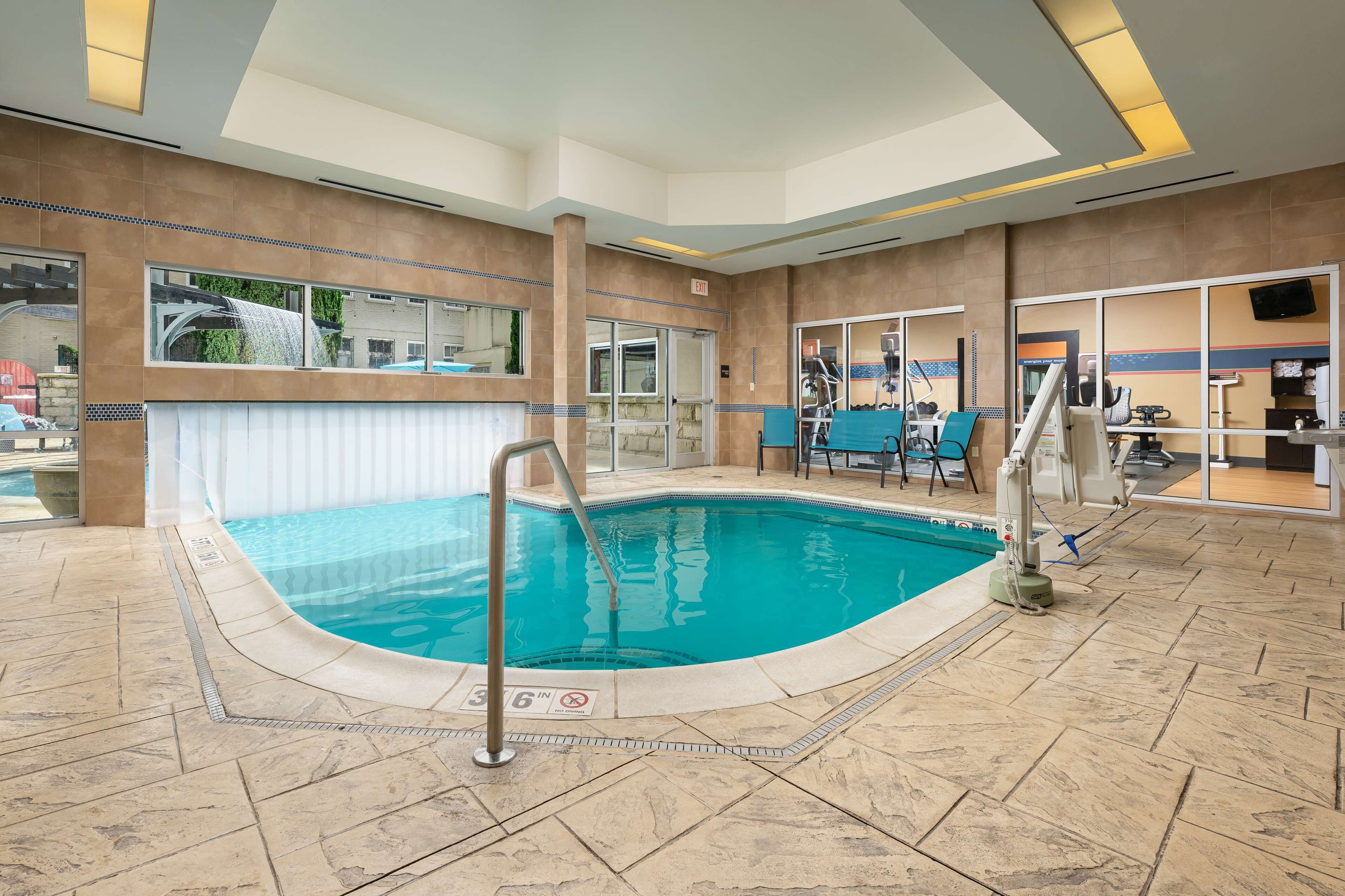 Indoor pool, outdoor pool, open 6:00 AM to 10:00 PM, sun loungers