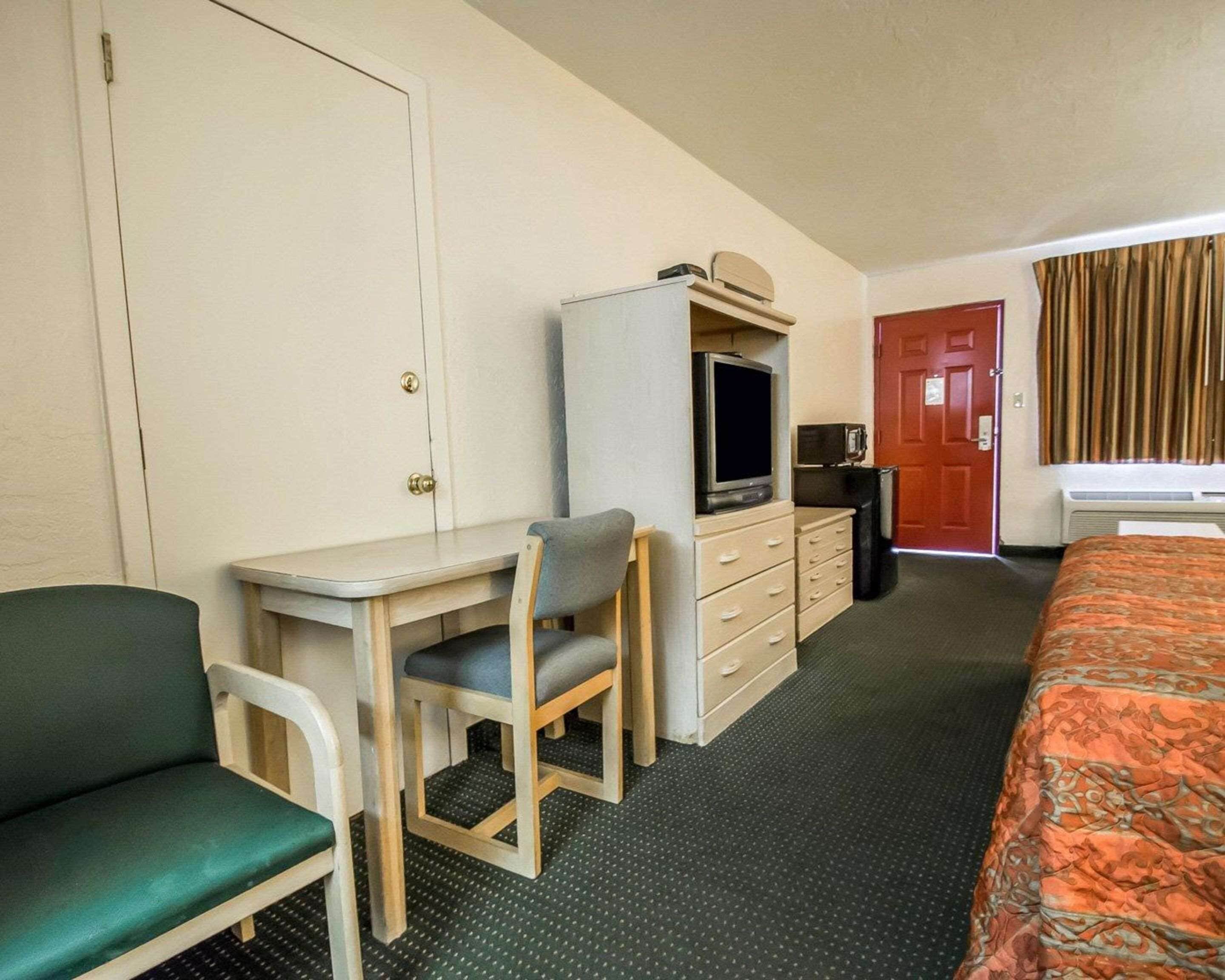 Foto - Rodeway Inn Gainesville - University Area