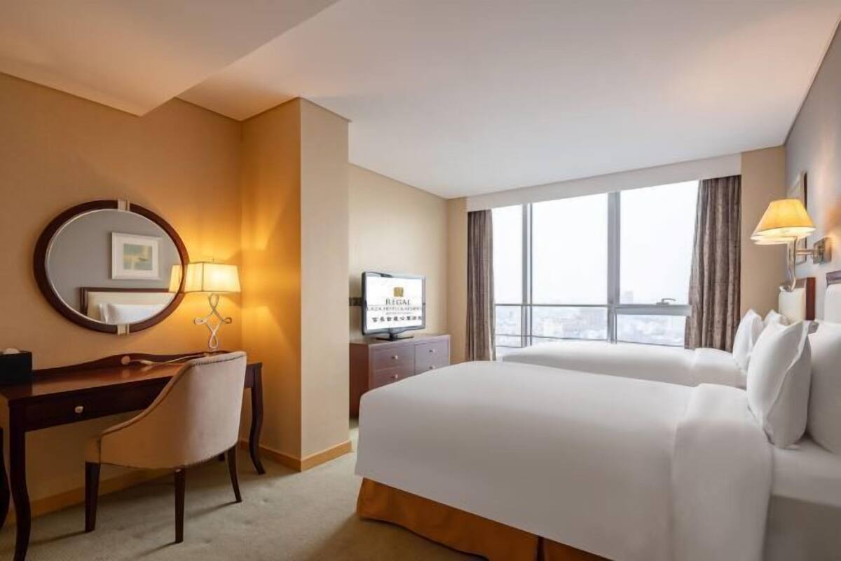 Minibar, in-room safe, soundproofing, iron/ironing board
