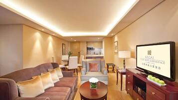 Minibar, caja de seguridad en la habitación y insonorización