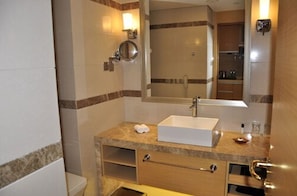 Superior Twin Room, 2 Twin Beds | View from room