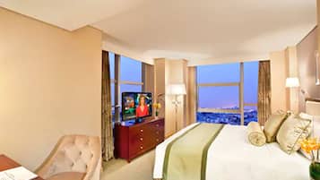 Minibar, in-room safe, soundproofing, iron/ironing board